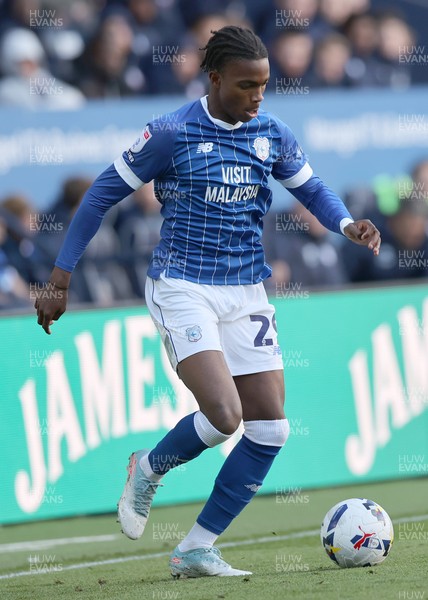 251025 - Bolton Wanderers v Cardiff City - Sky Bet League 1 - Tanaswa Nyakuhwa of Cardiff