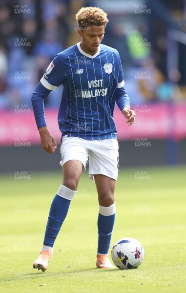 251025 - Bolton Wanderers v Cardiff City - Sky Bet League 1 - Omari Kellyman of Cardiff