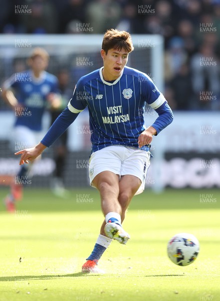 251025 - Bolton Wanderers v Cardiff City - Sky Bet League 1 - Rubin Colwill of Cardiff