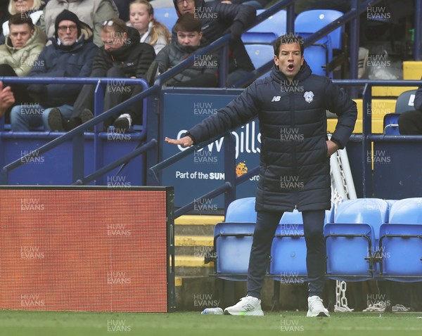 251025 - Bolton Wanderers v Cardiff City - Sky Bet League 1 - Manager Brian Barry-Murphy of Cardiff