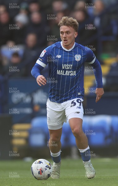251025 - Bolton Wanderers v Cardiff City - Sky Bet League 1 - Isaak Davies of Cardiff