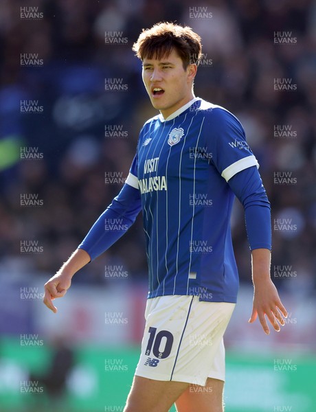 251025 - Bolton Wanderers v Cardiff City - Sky Bet League 1 - Rubin Colwill of Cardiff