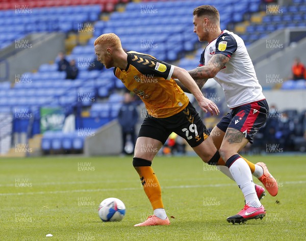 260920 - Bolton Wanderers v Newport County - Sky Bet League 2 - Ryan Taylor of Newport County and George Taft of Bolton Wanderers