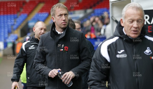 101118 - Bolton Wanderers v Swansea City - Sky Bet Championship - Manager Graham Potter  of Swansea before the start of the match