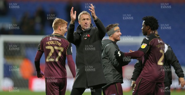 101118 - Bolton Wanderers v Swansea City - Sky Bet Championship - Manager Graham Potter  of Swansea applauds the fans at the end of the match