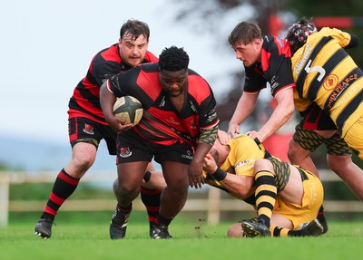 060526 - Bonymaen RFC v Glynneath RFC, National Championship West - Gideon Nkurunziza of Bonymaen looks to break away
