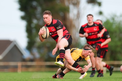 060526 - Bonymaen RFC v Glynneath RFC, National Championship West -Gareth Andrew of Bonymaen looks to break away