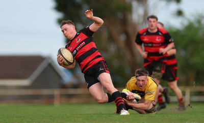 060526 - Bonymaen RFC v Glynneath RFC, National Championship West -Gareth Andrew of Bonymaen looks to break away