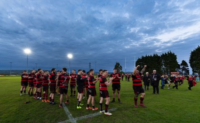 060526 - Bonymaen RFC v Glynneath RFC, National Championship West - Bonymaen applaud the fans at the end of the match