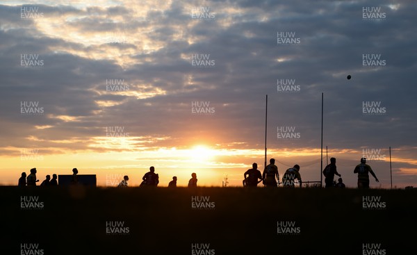 060526 - Bonymaen RFC v Glynneath RFC, National Championship West - The sun sets as play enters the second half
