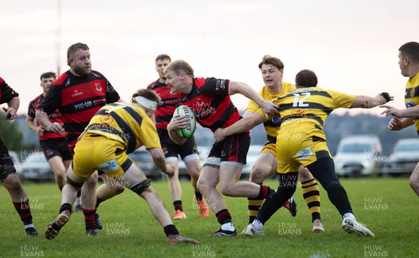 060526 - Bonymaen RFC v Glynneath RFC, National Championship West - Gareth Andrew of Bonymaen charges forward