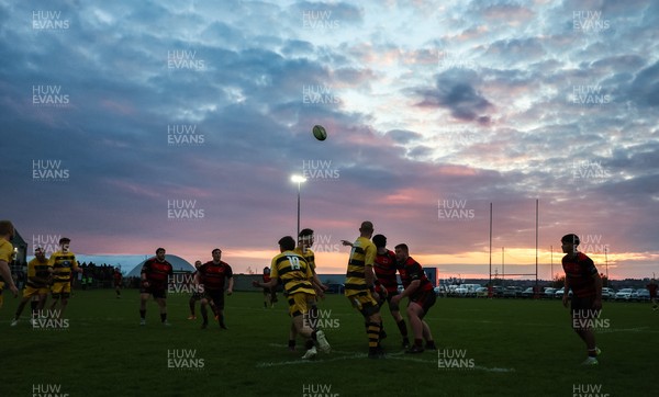 060526 - Bonymaen RFC v Glynneath RFC, National Championship West - Bonymaen and Glynneath contest a line out
