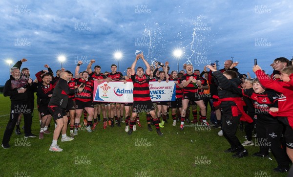 060526 - Bonymaen RFC v Glynneath RFC, National Championship West - Bonymaen captain Joe Yates celebrates with the team and fans as he lifts the National Championship West trophy