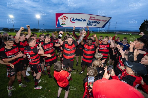 060526 - Bonymaen RFC v Glynneath RFC, National Championship West - Bonymaen celebrate as they win the National Championship West trophy