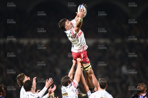 131225 - Bordeaux-Begles v Scarlets - Investec Champions Cup - Max Douglas of Scarlets