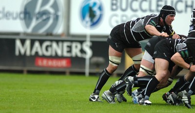 12.05.07 - Borders v Ospreys - Magners League - Ospreys Jonathan Thomas packs down 