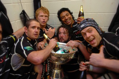 12.05.07...Border Reivers v Ospreys, Magners League Ospreys' Shane Williams, Richie Pugh, Adam Jones Filo Tiatias,and  Alun Wyn-Jones  celebrate with the Magners League trophy 