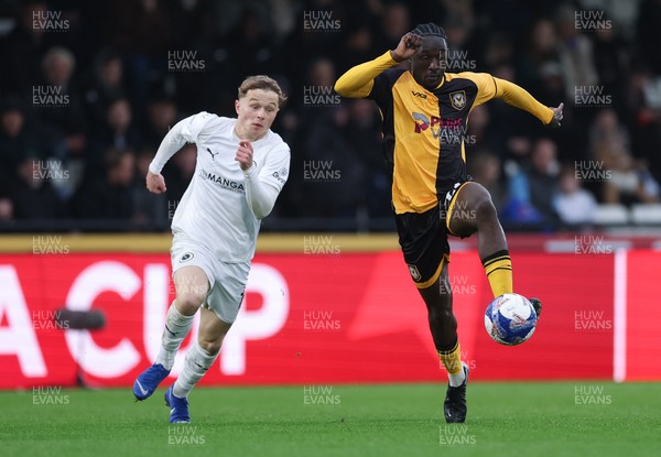 071225 - Boreham Wood v Newport County, Emirates FA Cup 2nd Round - Nathan Opoku of Newport County charges forward