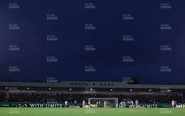 071225 - Boreham Wood v Newport County, Emirates FA Cup 2nd Round - Boreham Wood have another attempt at goal