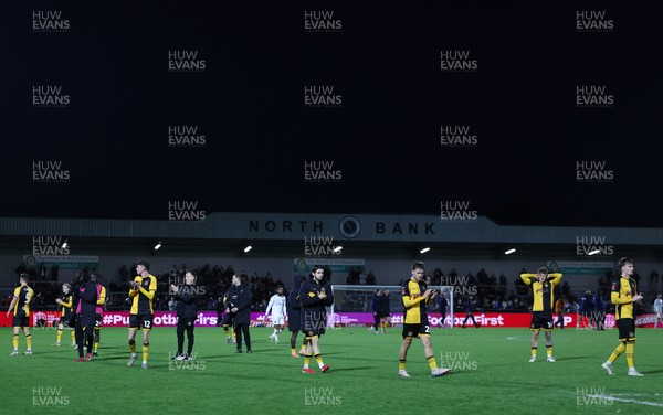 071225 - Boreham Wood v Newport County, Emirates FA Cup 2nd Round - Newport County players dejected at the end of the match