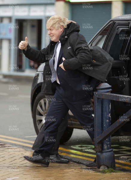 030521 - Picture shows Prime Minister Boris Johnson visiting Marco’s cafe in Barry Island, South Wales on Bank Holiday Monday
