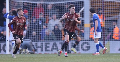 170126 - Bradford City v Cardiff City - Sky Bet League 1 - Jenson Metcalfe of Bradford celebrates only goal from Bradford