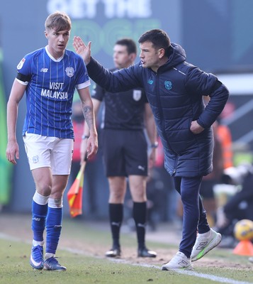 170126 - Bradford City v Cardiff City - Sky Bet League 1 - Cardiff City head coach Brian Barry-Murphy gives encouragement to Joel Bagan of Cardiff