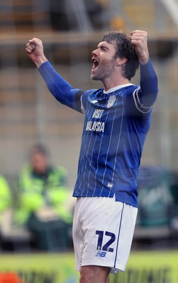 170126 - Bradford City v Cardiff City - Sky Bet League 1 - Calum Chambers of Cardiff celebrates his goal for Cardiff in 1st half