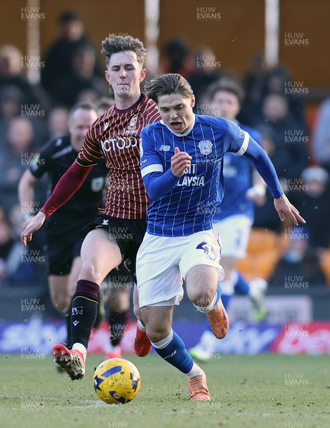 170126 - Bradford City v Cardiff City - Sky Bet League 1 - Cian Ashford of Cardiff is felled by Joe White of Bradford