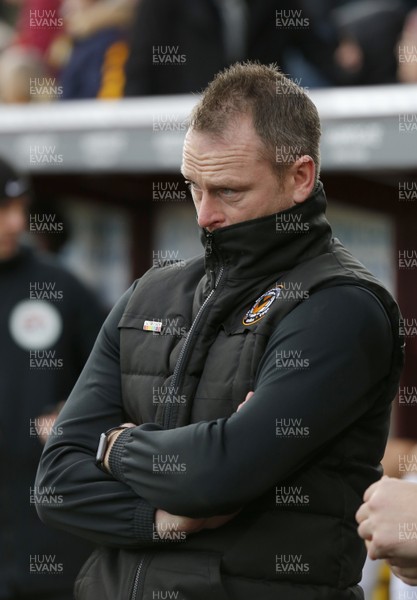 071219 - Bradford City v Newport County - Sky Bet League 2 -  Manager Mike Flynn of Newport County at the start of the match