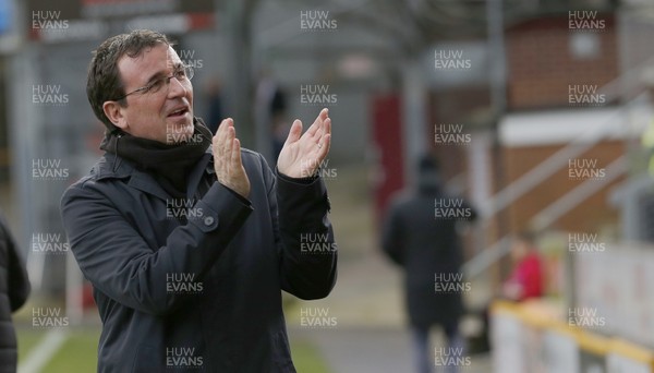 071219 - Bradford City v Newport County - Sky Bet League 2 -  Manager Gary Bowyer of Bradford City applauds fans at the start of the match