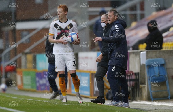 241020 - Bradford City v Newport County - Sky Bet League 2 - Manager Mike Flynn of Newport County gives a bit of touchline advice to Ryan Haynes