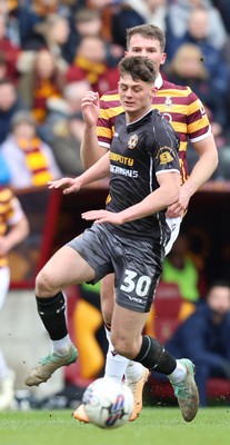 270424 - Bradford City v Newport County - Sky Bet League 2 - Seb Palmer-Houlden of Newport County and  Matthew Platt of Bradford City