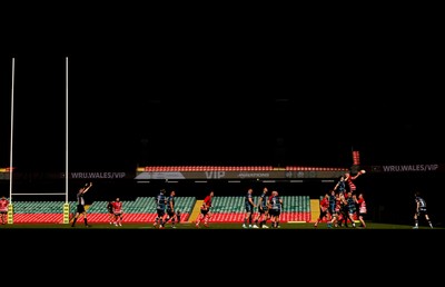 190426 - Brecon Athletic v Bargoed Athletic, Mens Division 5 Final - Brecon take on Bargoed in the line out