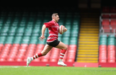 190426 - Brecon Athletic v Bargoed Athletic, Mens Division 5 Final - Jack Crockett of Brecon Athletic races away to score try with the final play of the match