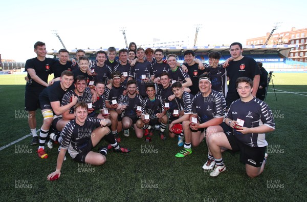 080417 - Bridgend Athletic II v Treorchy - WRU Youth Bowl Final -  Treorchy celebrate winning the WRU Bowl Final