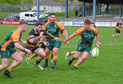 260425 - Bridgend Athletic v Skewen - Admiral National League 1 West Central - 