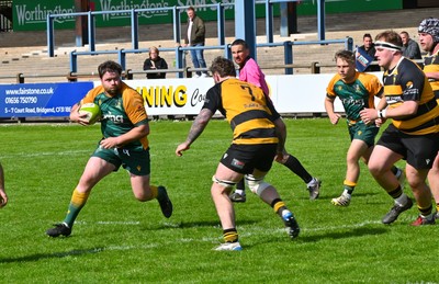 260425 - Bridgend Athletic v Skewen - Admiral National League 1 West Central - 