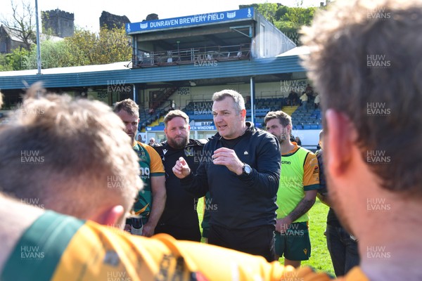 260425 - Bridgend Athletic v Skewen - Admiral National League 1 West Central - 