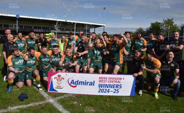 260425 - Bridgend Athletic v Skewen - Admiral National League 1 West Central - Bridgend Athletic celebrate winning the league