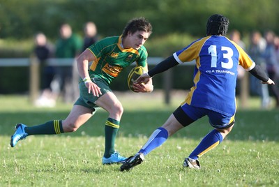 17.05.10 ... Bridgend Athletic Youth v  Penallta Youth, WRU RAF Youth League Semi Final. Bridgend Athletic Youth (green and gold) take on Penallta in their Youth League Semi-Final match 