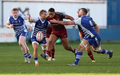081125 - Bridgend Ravens v RGC - Super Rygbi Cymru - Geth O�Callaghan of RGC is tackled by Fraser Jones of Bridgend 