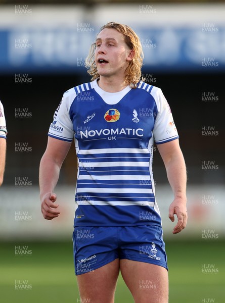 081125 - Bridgend Ravens v RGC - Super Rygbi Cymru - Ben Burnell of Bridgend 