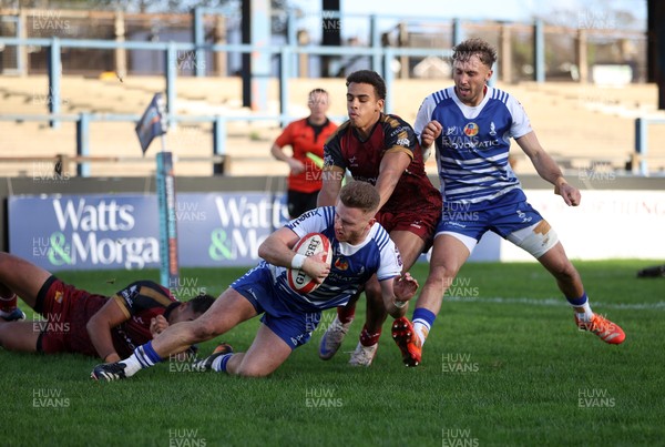 081125 - Bridgend Ravens v RGC - Super Rygbi Cymru - Lloyd Wilkins of Bridgend scores a try