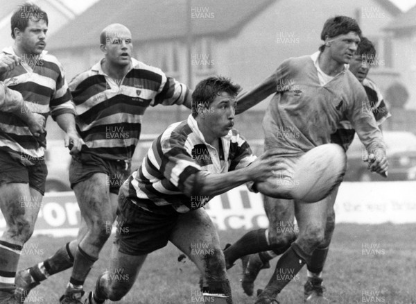 010489 - Bridgend v Bath - Steve Knight of Bath clears the ball