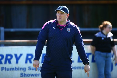050425 - Bridgend v Cardiff RFC - Super Rygbi Cymru (SRC) - Forwards Coach of Cardiff RFC Craig Everett