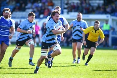 050425 - Bridgend v Cardiff RFC - Super Rygbi Cymru (SRC) - Aled Ward of Cardiff bursts through the Bridgend Ravens defence to score a try