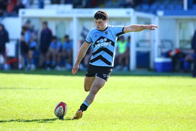 050425 - Bridgend v Cardiff RFC - Super Rygbi Cymru (SRC) - Harri Wilde of Cardiff kicks a goal