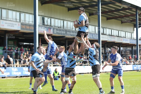 050425 - Bridgend v Cardiff RFC - Super Rygbi Cymru (SRC) - Mackenzie Martin of Cardiff wins lineout ball