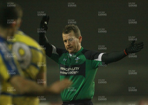 090312 Bridgend RFC v Llandovery RFC - Principality Premiership -Referee Nigel Owens